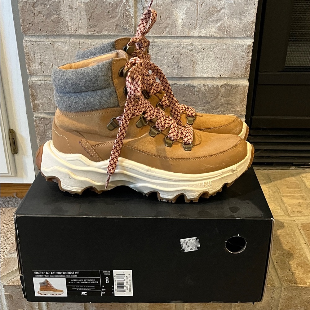 Sorel Kinetic Breakthru Conquest Boots